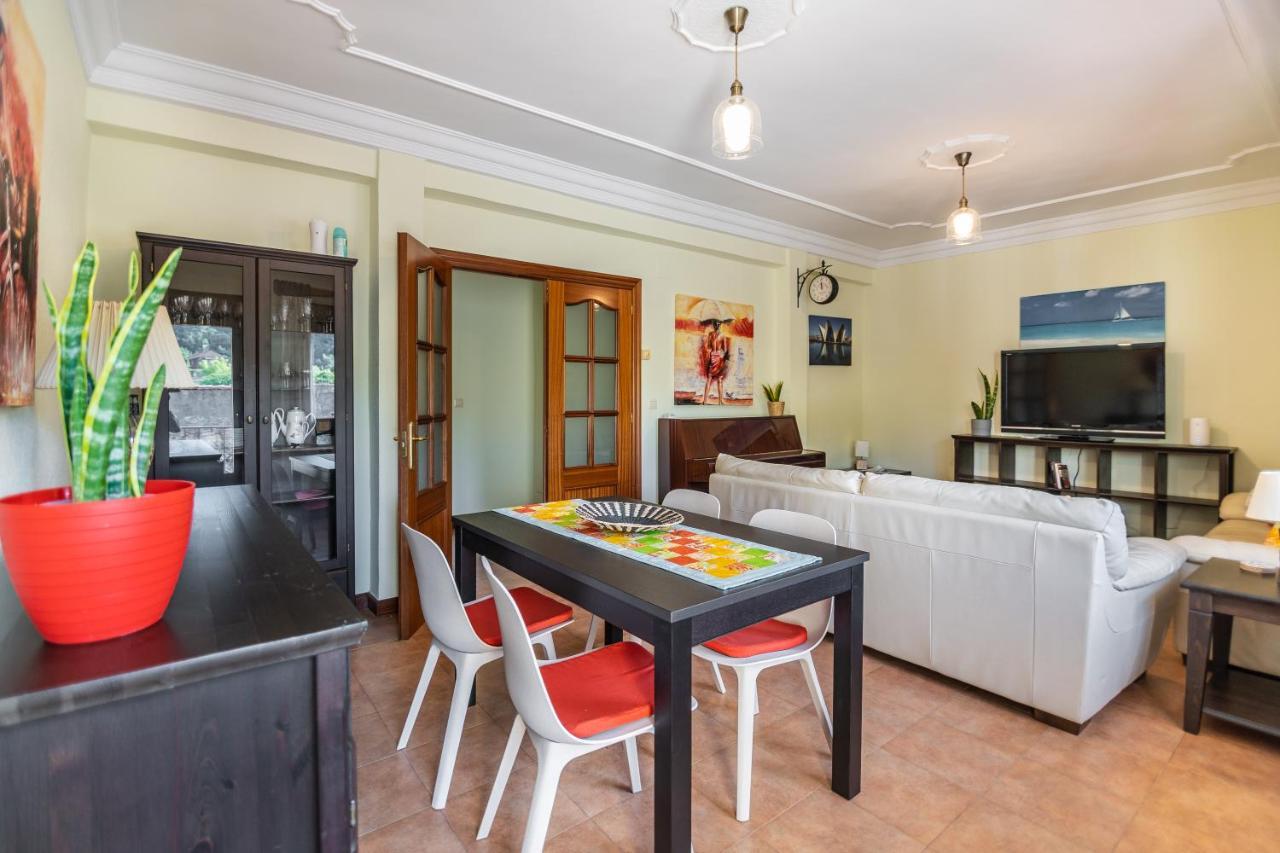 Apartamentos Privados Con Jardin Y Barbacoa Compartida En Laredo Eksteriør bilde